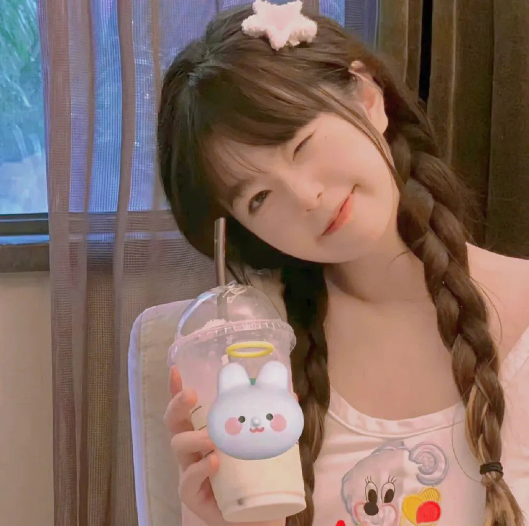 下乡后我成了村里的香饽饽